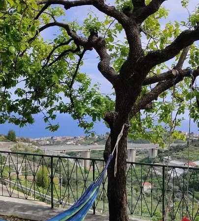 La Casetta In Collina Nyaraló