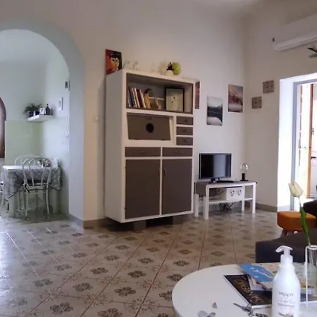 Nyaraló La Casetta In Collina San Remo